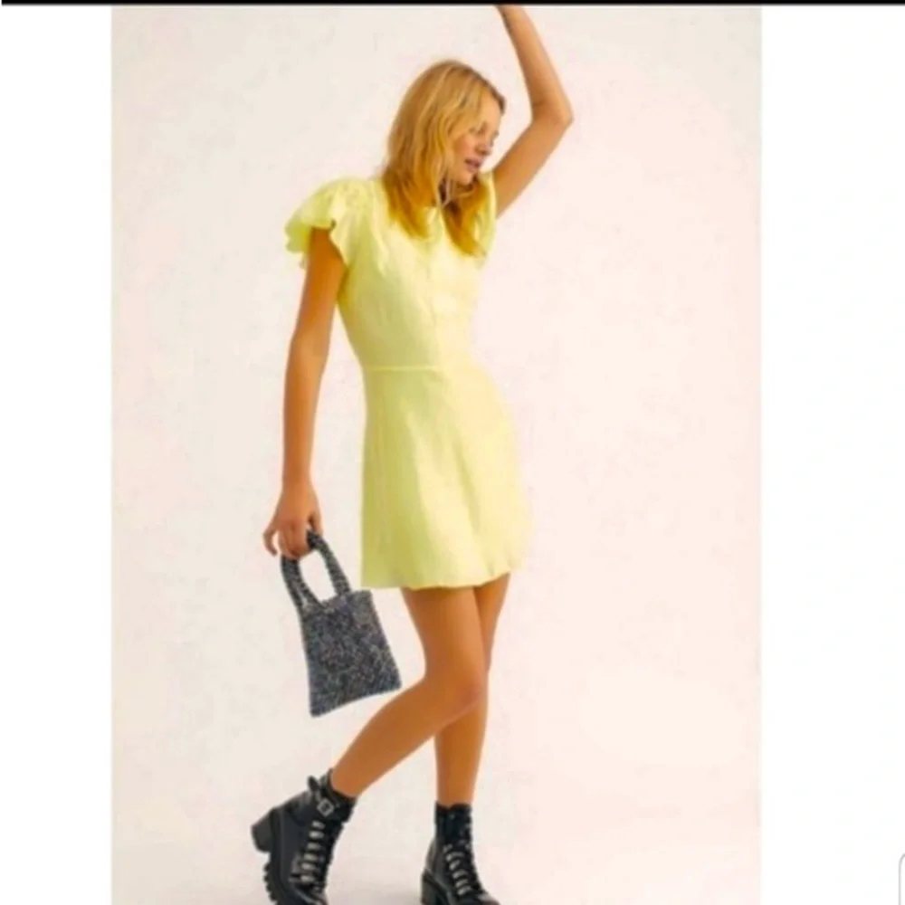 Free People 🌸 Follow Along Silk Mini Dress Yellow Size 2 - Picture 4 of 17